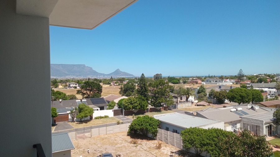 2 Bedroom Property for Sale in Table View Western Cape